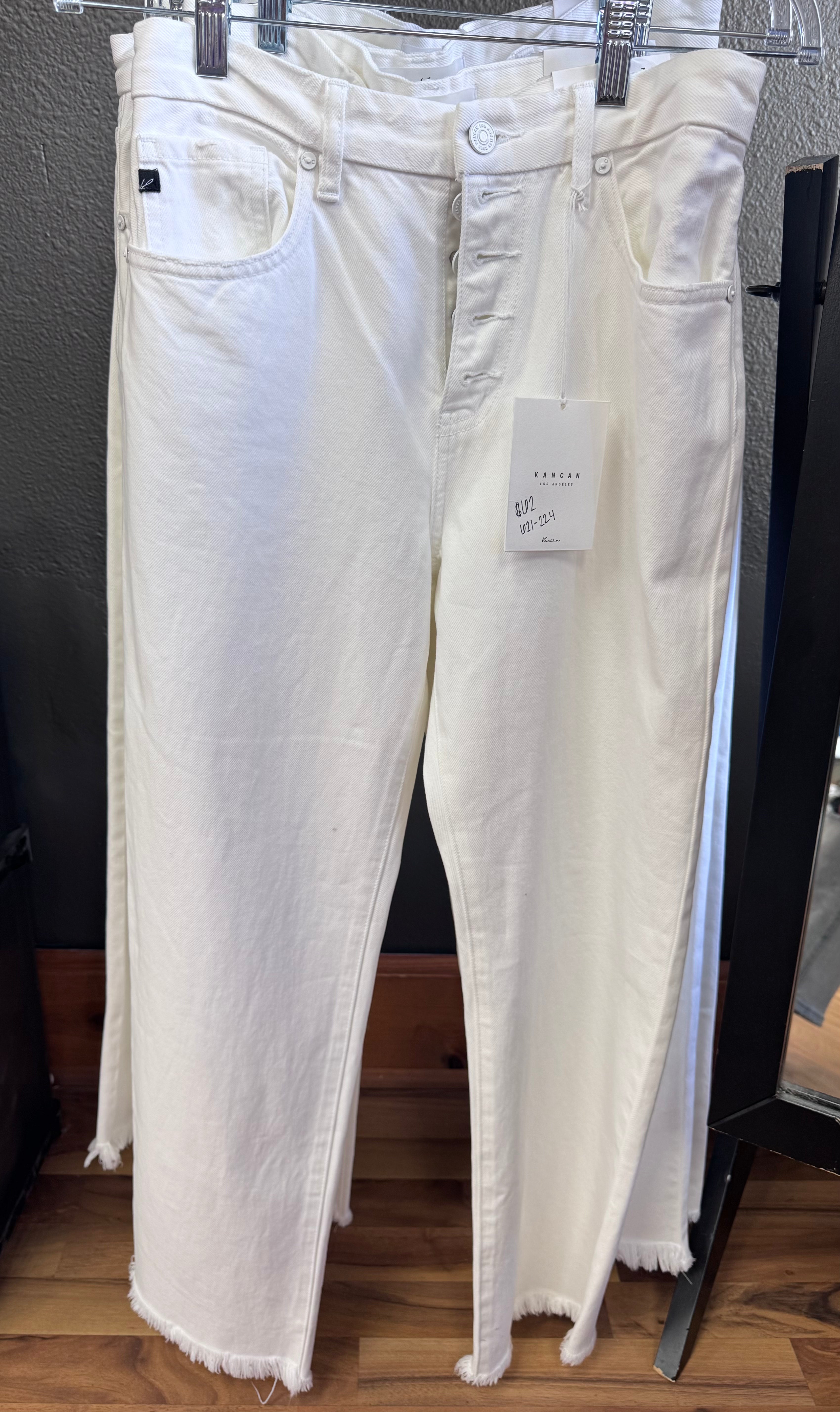 Kancan white pants