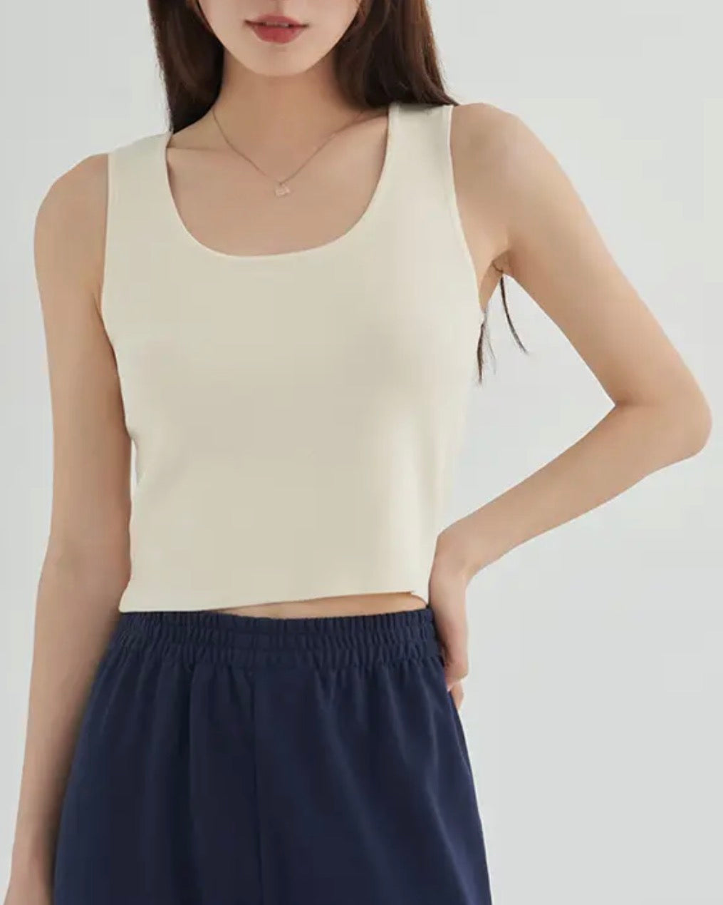 U-neck beige tank