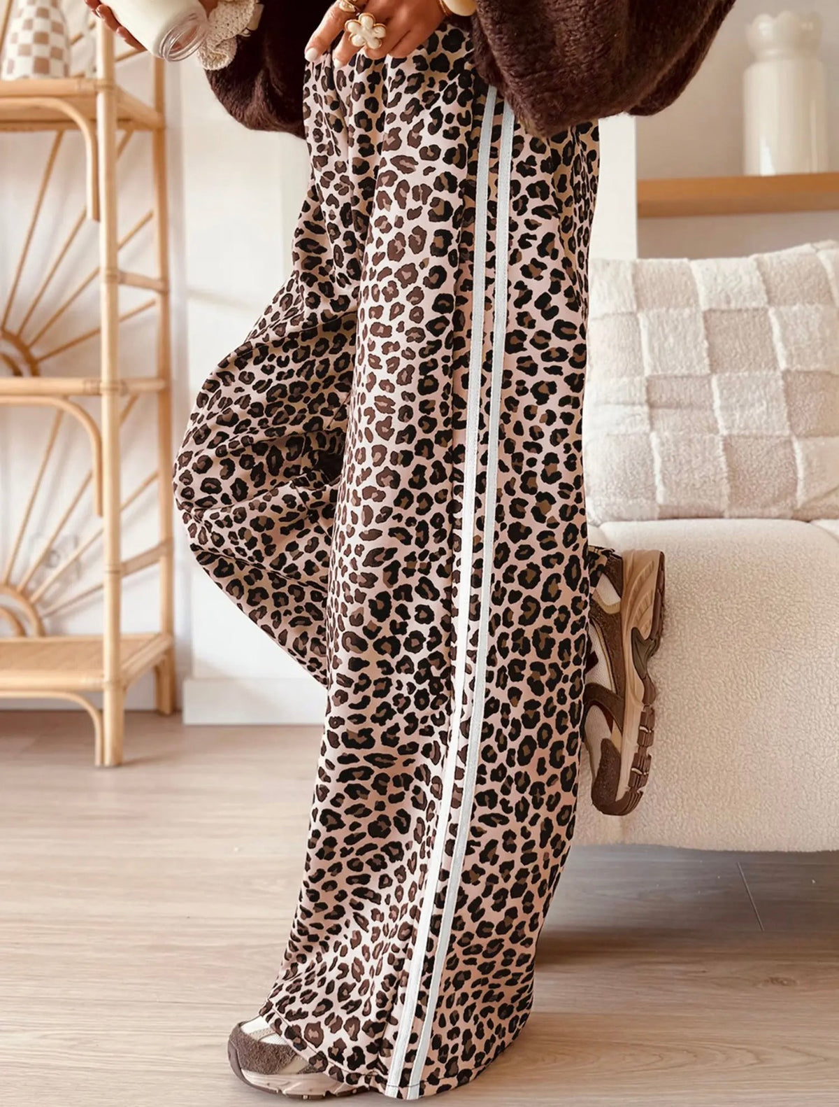 Leopard side striped pant