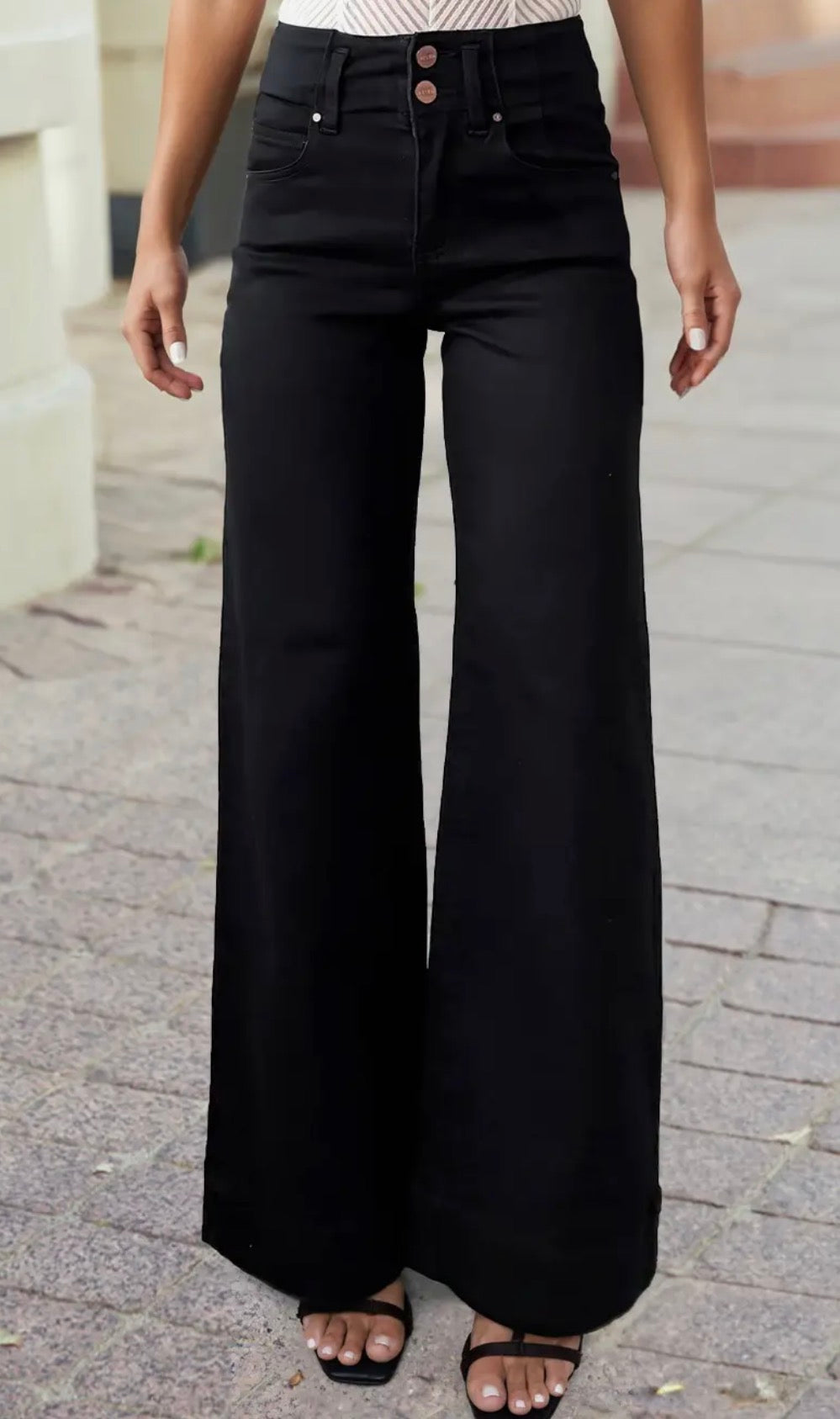 High waisted dbl button black jeans
