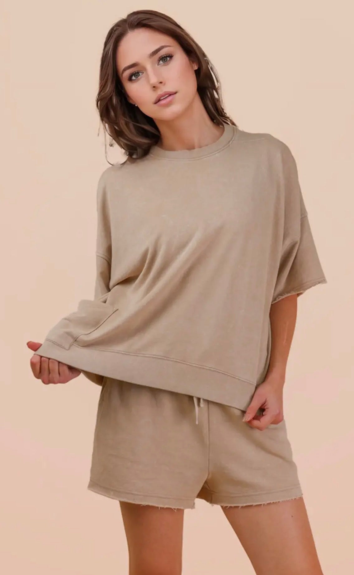 Beige shorts set