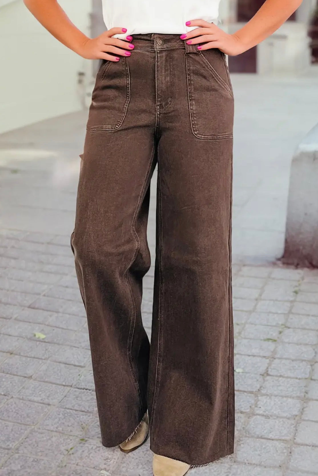 Brown loose jeans