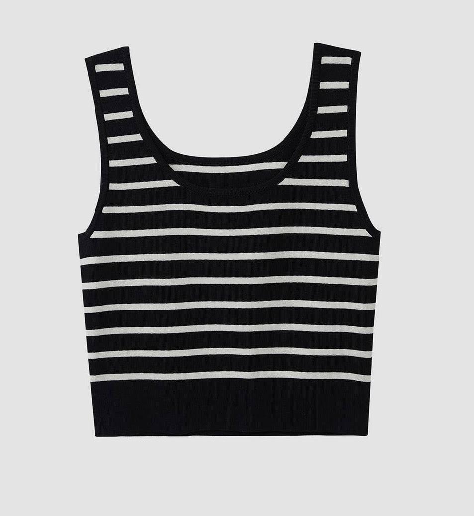 U-neck striped tank
